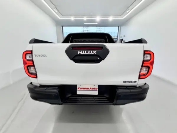 2024 Toyota Hilux — photo 3 | Tuminion Kenya