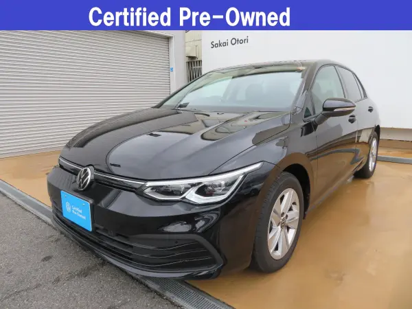Volkswagen Golf eTSI Active One Owner DiscoverPro App-Connect (Apple CarPlay Android Auto) Technology Package (Dynamic Cornering Light Dynamic Light Assist FR Corner Sensor IQ Light Dynamic Turn Indicator) (Deep Black Pearl Effect) — thumbnail 1