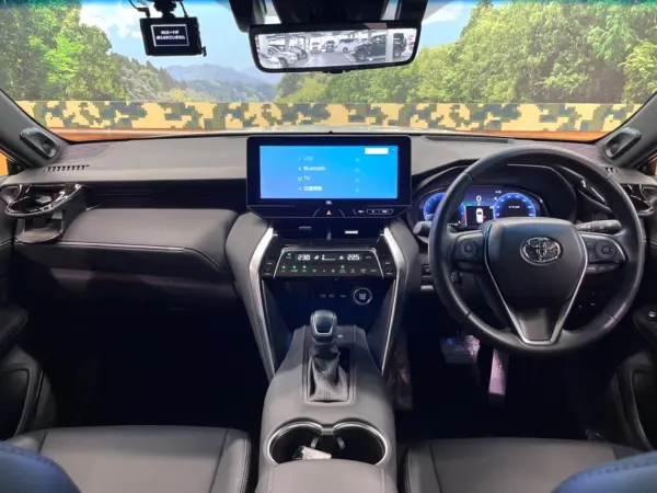 2024 Toyota Harrier — photo 2