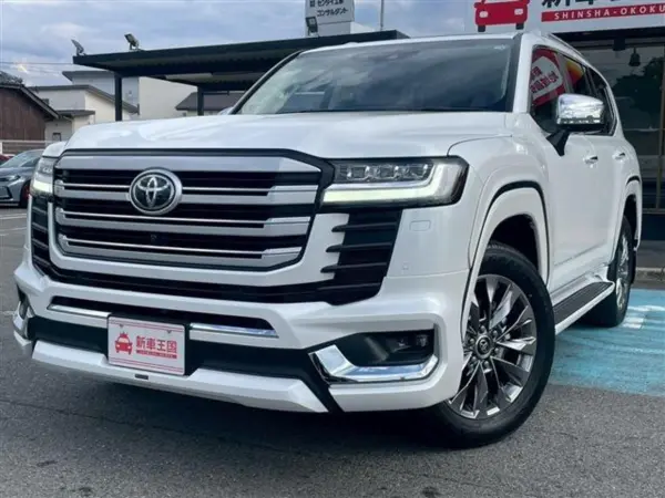2024 Toyota Landrcuiser 300 — photo 8 | Tuminion Kenya