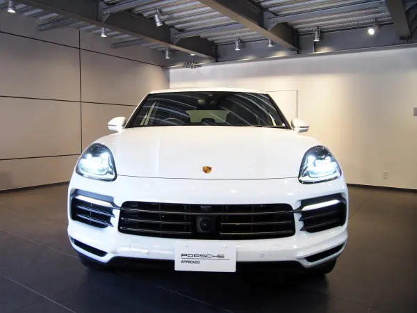 2023 Porsche Cayenne — photo 2 | Tuminion Kenya