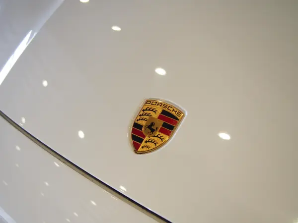 2023 Porsche Cayenne — photo 7 | Tuminion Kenya