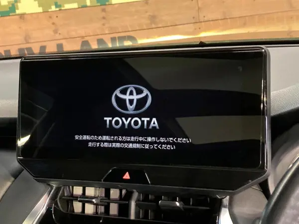 2021 Toyota Harrier — photo 7 | Tuminion Kenya