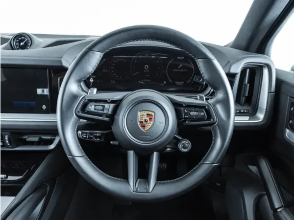 2024 Porsche Cayenne — photo 9 | Tuminion Kenya