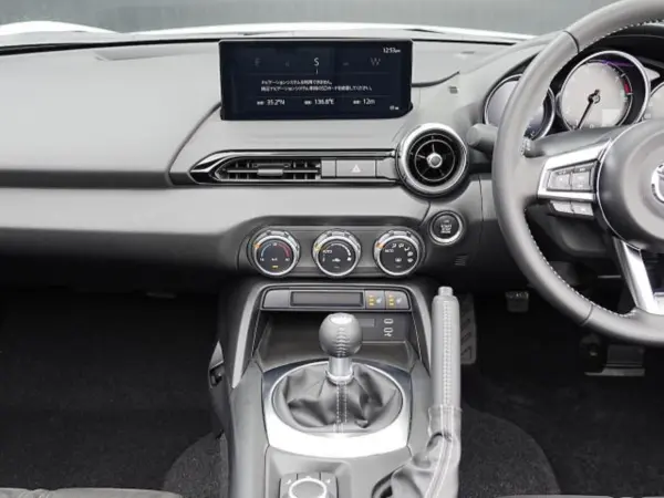 Mazda Roadster 1.5 S Special Package — photo 9