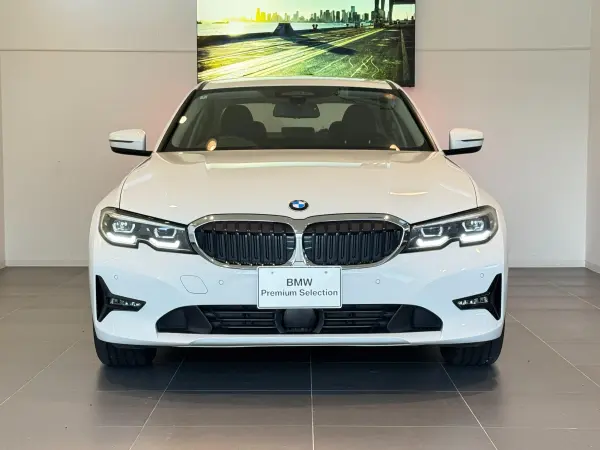 2022 Bmw 3 Series — photo 8 | Tuminion Kenya