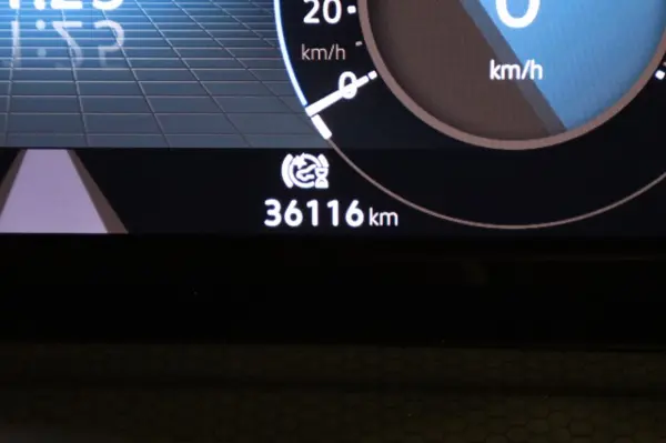 2022 Volkswagen Golf — photo 8 | Tuminion Kenya