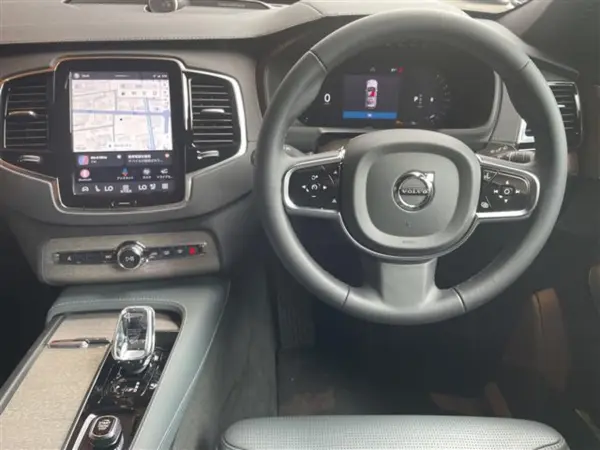 2024 Volvo Xc90 — photo 3