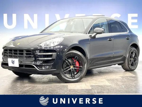 Porsche Macan Turbo PDK 4WD