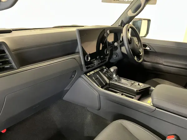 2025 Lexus Gx — photo 3
