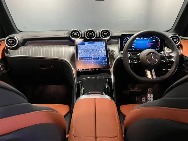 Mercedes-Benz GLC220 d 4Matic (ISG equipped model) AMG Line Package Diesel Turbo 4WD AMG Leather Exclusive Package (Mojave Silver) — photo 7