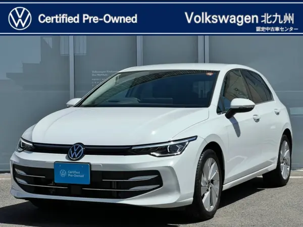 2025 Volkswagen Golf — photo 1