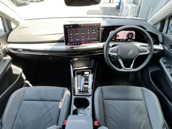 2025 Volkswagen Golf — photo 8 | Tuminion Kenya