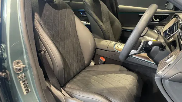 Mercedes-Benz E-Class Wagon E300 Exclusive AMG Line Package (ISG) MP202601 Leather Exclusive P Panoramic Roof (Verde Silver) — photo 8