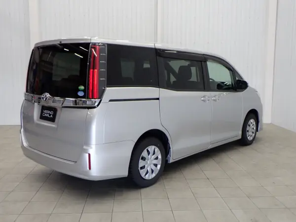 2019 Toyota Noah — photo 3 | Tuminion Kenya