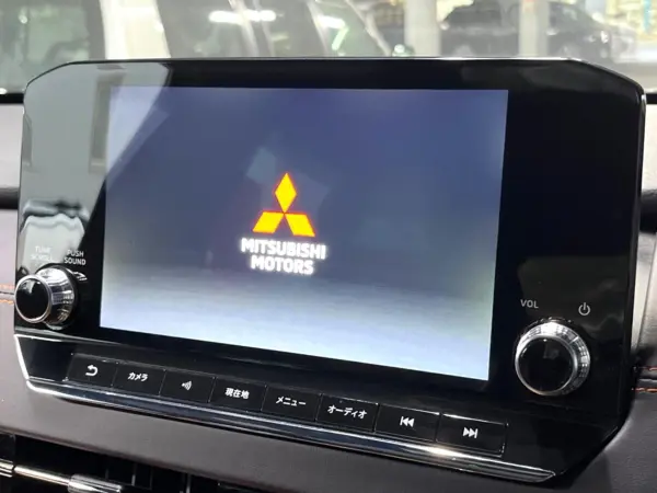 Mitsubishi Outlander PHEV 2.4 P 4WD Non-Smoking Panoramic Roof BOSE (Red Diamond) — photo 7