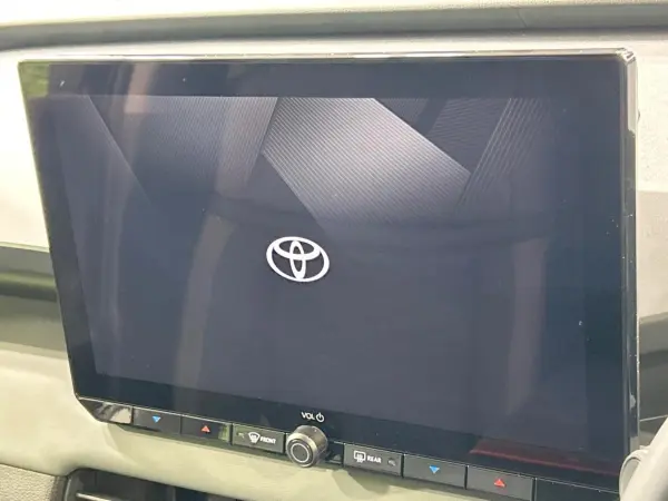 2026 Toyota  Rav4 — photo 3