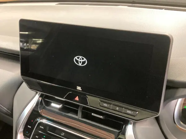 Toyota Harrier 2.5 Hybrid Z Leather Package — photo 7