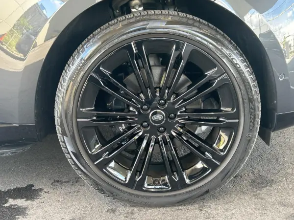 Land Rover Range Rover Autobiography 3.0L D300 Standard Wheelbase Diesel Turbo 4WD Certified Used Car Sunroof Genuine 23-inch Alloy Wheels Power Side Steps Seat Heater/Cooler/Massage Digital Inner Mirror MERIDIAN Memory Power Seats Power Tailgate (Carpathian Grey Premium Metallic) — photo 7