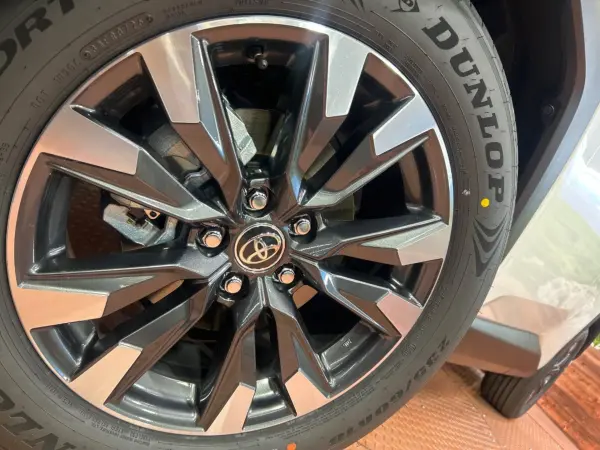 Toyota RAV4 2.5 Z E-Four 4WD Non-Smoking/Sunroof/12.9-inch Display/360 Camera/Blind Spot Monitor/Digital Inner Mirror/Radar Cruise Control/Pre-Collision System/Power Back Door/ETC (Platinum White Pearl Mica) — photo 9