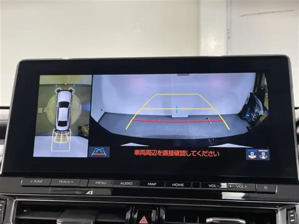 2021 Toyota Crown — photo 3