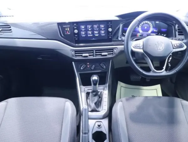2023 Volkswagen Polo — photo 2