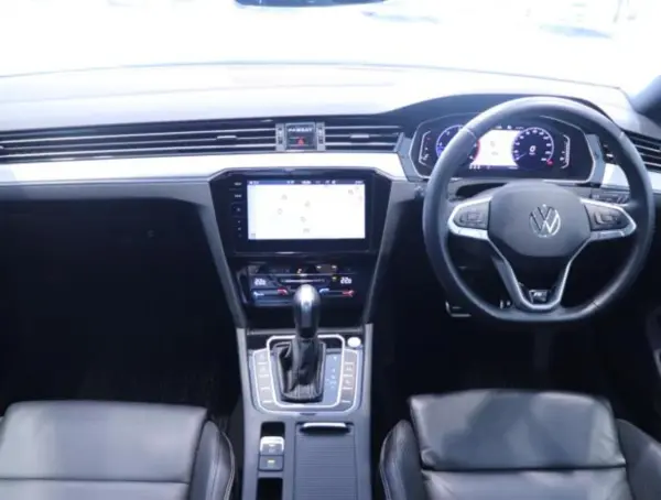 2024 Volkswagen Passat — photo 2 | Tuminion Kenya