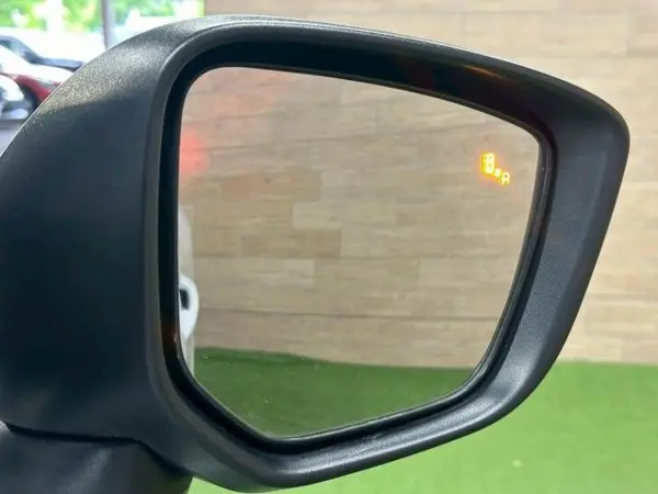 2021 Mitsubishi Eclipse Cross — photo 8 | Tuminion Kenya