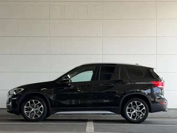 BMW X1 xDrive 18d xLine 4WD — photo 8