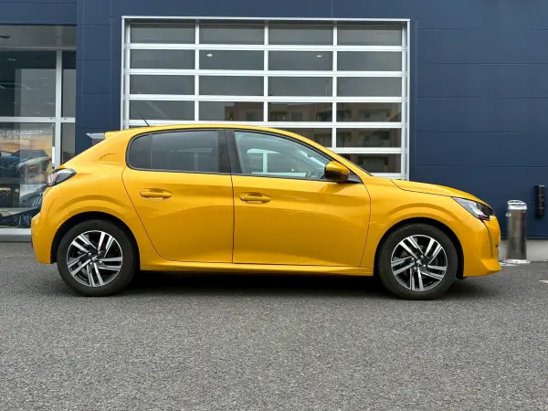 2020 Peugeot 208 — photo 3 | Tuminion Kenya