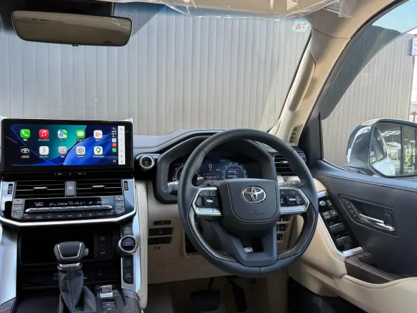 Toyota Land Cruiser 300 3.5 ZX 4WD Annual Model Change Modellista Aero Kit Rear Electric Diff Lock Cool Box Tire Pressure Sensor ITS Connect Cold Region 12.3-inch JBL Premium Sound Navigation Rear Entertainment System Interior Beige Leather (Precious White Pearl) — photo 8