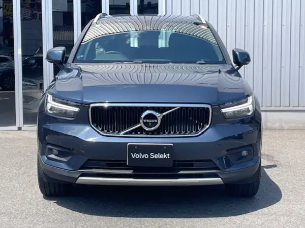 Volvo XC40 B4 AWD Momentum 4WD Certified Used Car, Seat Heater, Steering Wheel Heater, 360° Camera, Adaptive Cruise Control, Power Tailgate, Power Seat, Full-Seg TV, Genuine Drive Recorder, Non-Smoking Vehicle (Denim Blue Metallic) — photo 7