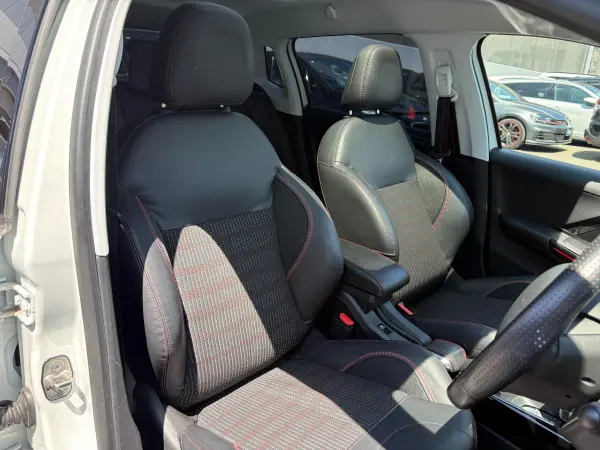 2017 Peugeot 2008 — photo 8 | Tuminion Kenya