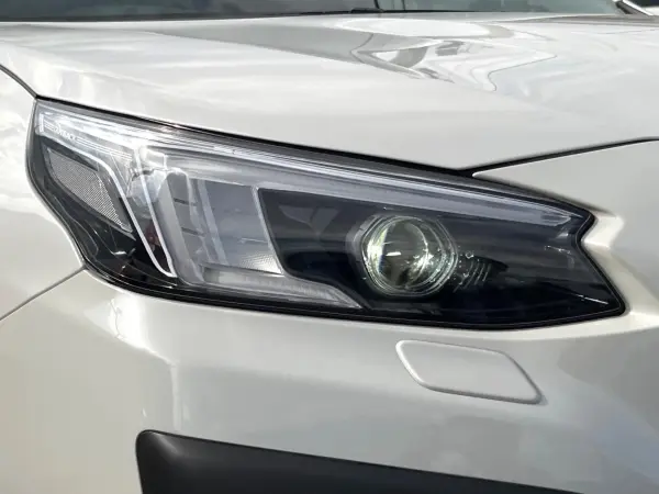 Subaru Legacy Outback 1.8 Black Selection 4WD — photo 8