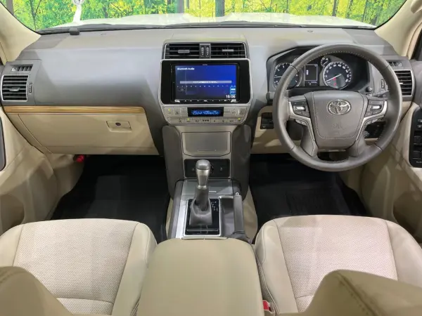 2022 Toyota Landcruiser Prado — photo 2