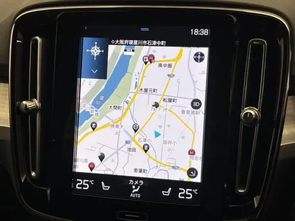 Volvo XC40 B4 AWD Momentum 4WD Certified Used Car IntelliSafe Genuine 9-inch Navigation 360° Camera Non-Smoking Seat Ventilation (Ice White) — photo 7