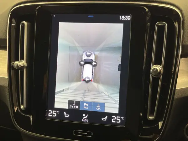Volvo XC40 B4 AWD Momentum 4WD Certified Used Car IntelliSafe Genuine 9-inch Navigation 360° Camera Non-Smoking Seat Ventilation (Ice White) — photo 8