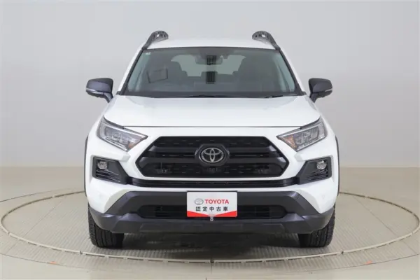 2025 Toyota  Rav4 — photo 2