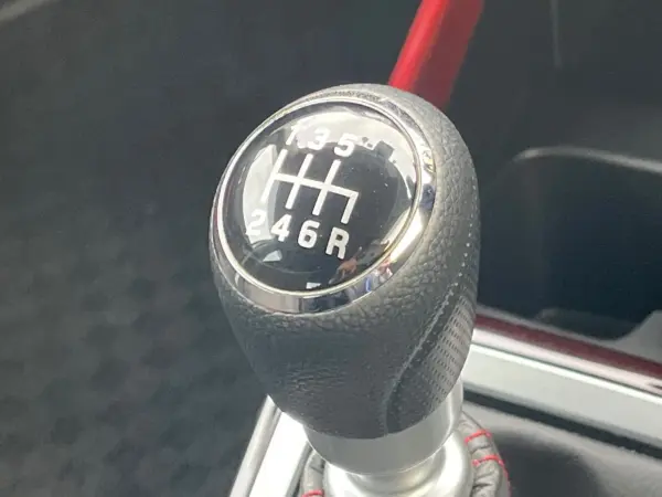 2020 Suzuki Swift — photo 3