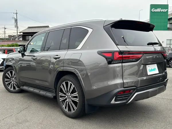 2023 Lexus Lx — photo 2
