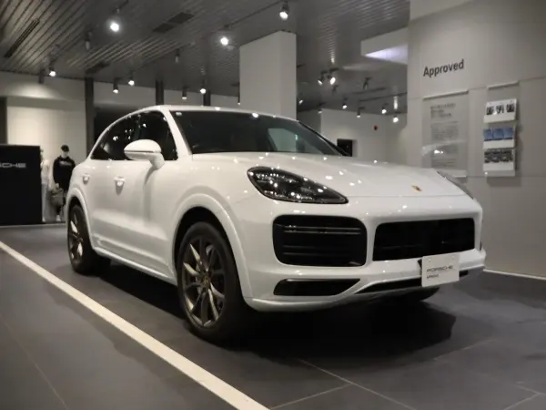 2019 Porsche Cayenne — photo 3 | Tuminion Kenya