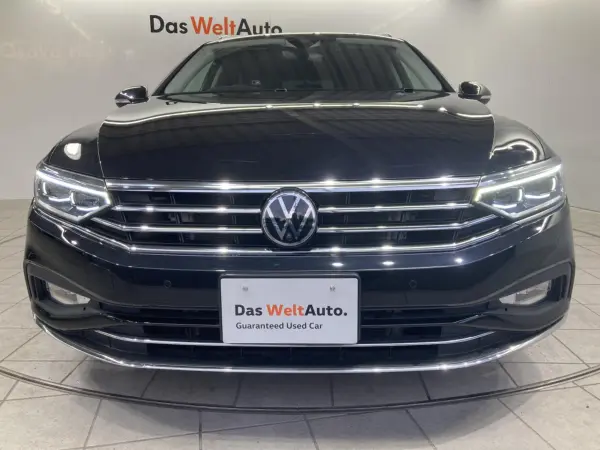 Volkswagen Passat Variant TDI Elegance Advance Diesel Turbo ACC (Deep Black Pearl Effect) — photo 9
