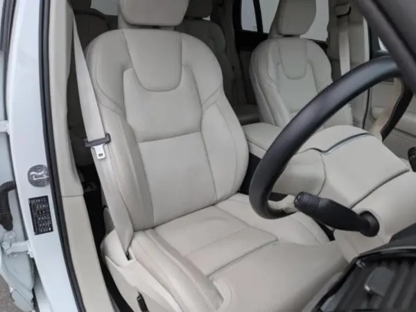 Volvo XC90 Recharge Plug-in Hybrid T8 AWD Inscription 4WD — photo 8