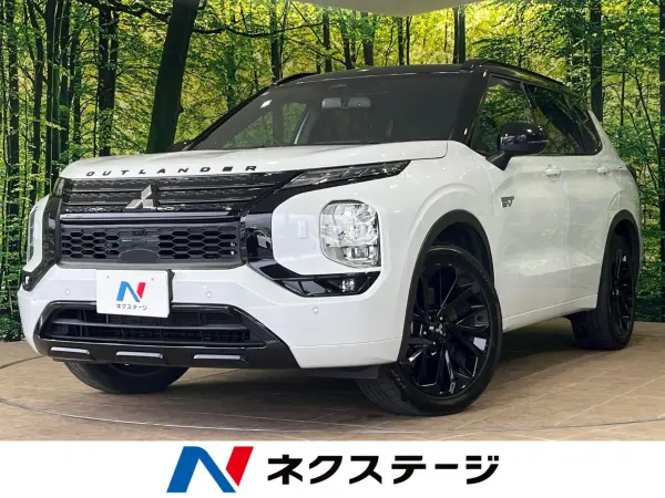 Mitsubishi Outlander PHEV 2.4 Black Edition 4WD Panoramic Sunroof BOSE Sound Black Leather Seats Genuine 9-inch Navigation Surround View Camera All Seat Heaters Memory Power Seat HUD Hands-Free Power Back Door e-Assist Radar Cruise Wireless Charging (White Diamond/Black Mica) — thumbnail 1