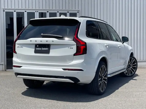 2026 Volvo Xc90 — photo 2 | Tuminion Kenya