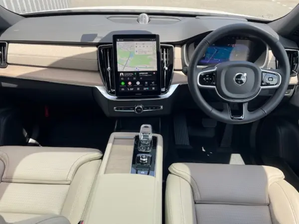 2026 Volvo Xc90 — photo 3 | Tuminion Kenya