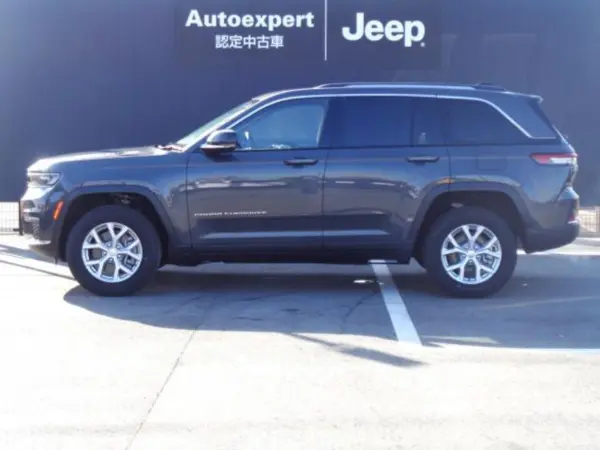 2024 Jeep Grand Cherokee — photo 2