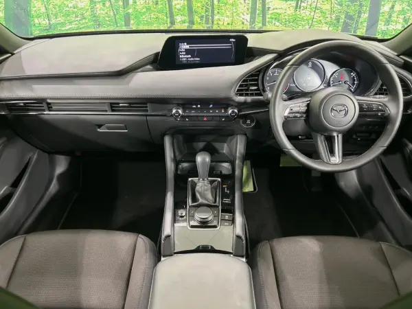 2025 Mazda 3 Fastback — photo 2