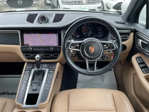 2019 Porsche Macan — photo 3