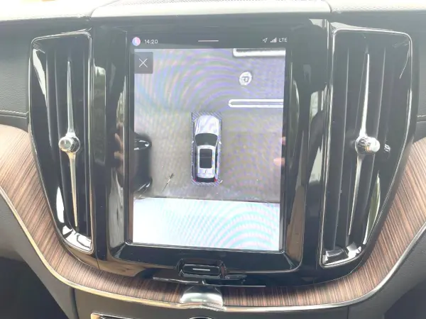 Volvo XC60 B5 AWD Inscription 4WD Certified Used Car AWD Non-Smoking Sunroof Nappa Leather Seat B&W Premium Sound IntelliSafe Collision Mitigation Brake 360 View Camera Pilot Assist Radar Cruise Genuine 9-inch Navigation (Crystal White) — photo 7